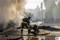 Russia unleashes biggest attacks in Ukraine in months | iNFOnews.ca CP2011709125