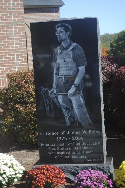 Memorial at New Hampshire church honors slain journalist | iNFOnews.ca