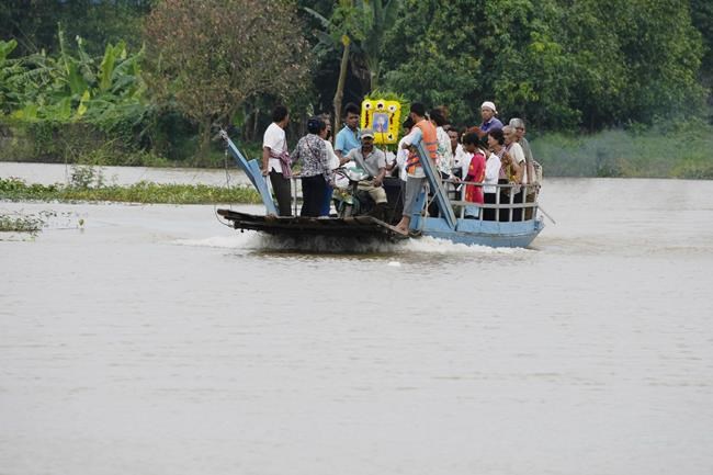 11 students drown after river ferry capsizes in Cambodia | iNFOnews.ca 11 students drown after river ferry capsizes in Cambodia | iNFOnews.ca