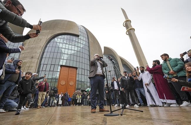 Prominent mosque in Germany sounds 1st public call to prayer | iNFOnews.ca Prominent mosque in Germany sounds 1st public call to prayer | iNFOnews.ca