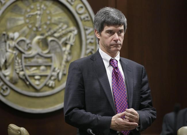 Prosecutors ask to drop charges against Arkansas ex-senator | iNFOnews.ca
