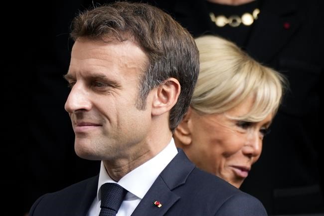 Poland says book given to pope by Macron wasn't WWII plunder | iNFOnews.ca Poland says book given to pope by Macron wasn't WWII plunder | iNFOnews.ca