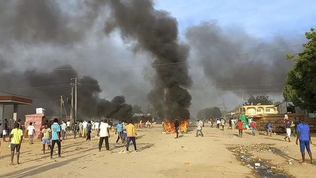 Chad leader blames protest organizers for civilian deaths | iNFOnews.ca