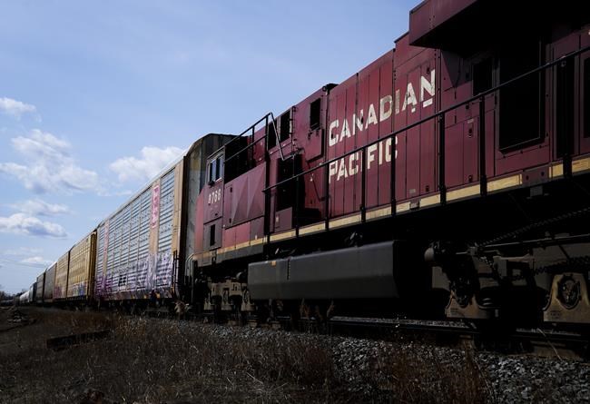 CP Rail reports revenue, earnings up on higher shipping volumes | iNFOnews.ca