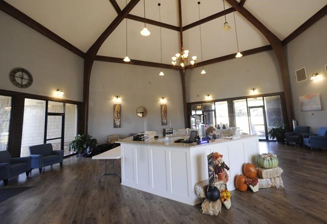 Outgoing senators backing US recognition for 2 state tribes | iNFOnews.ca