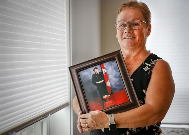 Mom of last Canadian soldier killed in Afghanistan named Silver Cross Mother | iNFOnews.ca Mom of last Canadian soldier killed in Afghanistan named Silver Cross Mother | iNFOnews.ca