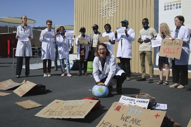 After quiet days, handful of protests at UN climate summit | iNFOnews.ca After quiet days, handful of protests at UN climate summit | iNFOnews.ca
