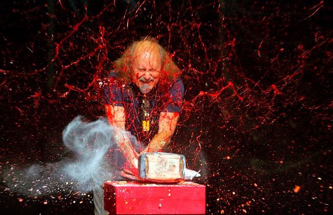 Gallagher, watermelon smashing comedian, dies at 76 | iNFOnews.ca