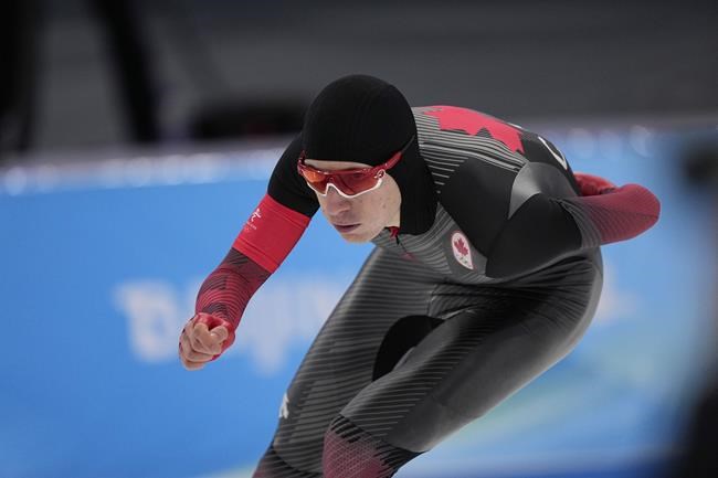 Canada's Howe, Weidemann earn speedskating medals on first day of season | iNFOnews.ca
