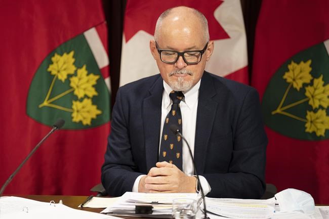 Ontario's top doctor 'strongly' recommends masks, Alberta premier says don't panic | iNFOnews.ca