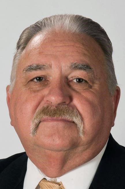 Former Kansas detective, 3 others accused of sex trafficking | iNFOnews.ca