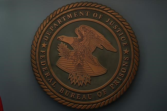 Federal inmate tried to shoot visitor at Arizona prison camp | iNFOnews.ca