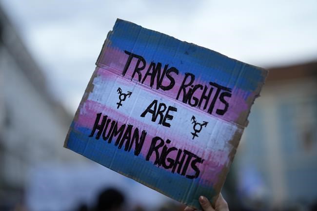 Report: At least 32 transgender people killed in US in 2022 | iNFOnews.ca
