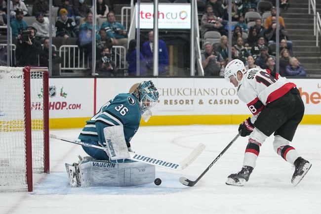Karlsson reaches 30 points, Sharks beat Senators 5-1 | iNFOnews.ca