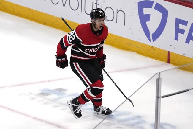 Dach returns to Chicago, helps Montreal win 3-2 in shootout | iNFOnews.ca