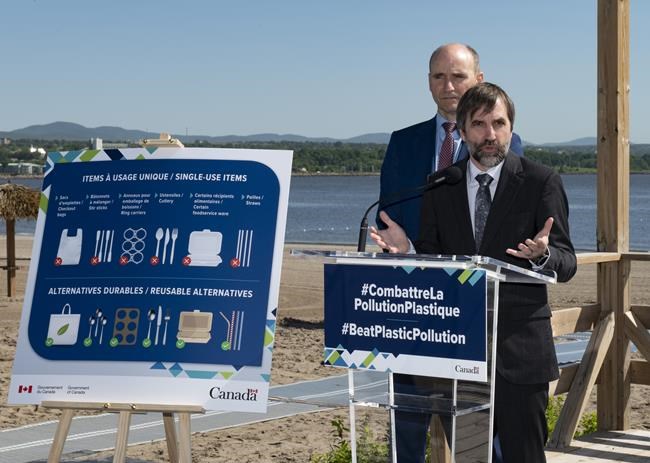 New stats suggest Canadians already kicking some plastic habits as national ban looms | iNFOnews.ca New stats suggest Canadians already kicking some plastic habits as national ban looms | iNFOnews.ca
