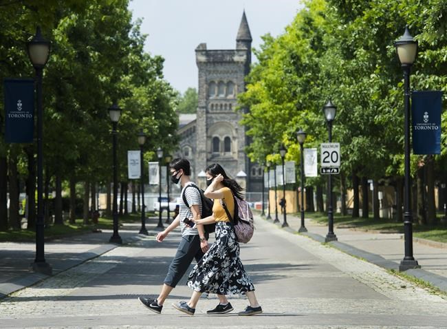 Educated immigrants face underemployment as Canada leads G7 in educated workforce | iNFOnews.ca