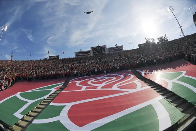 AP source: Rose Bowl clears way for 12-team CFP in 2024 | iNFOnews.ca