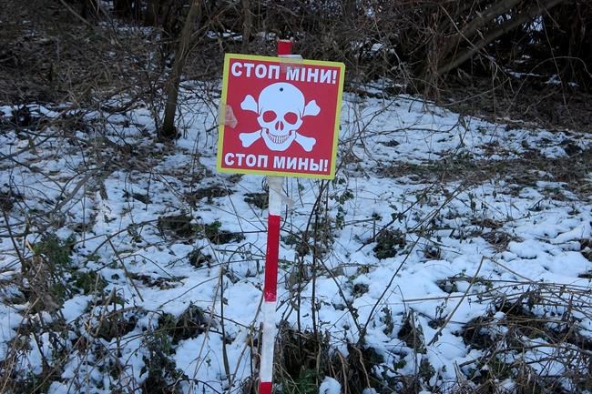 Canadian-funded group works to remove landmines left in Ukraine after Russian retreat | iNFOnews.ca