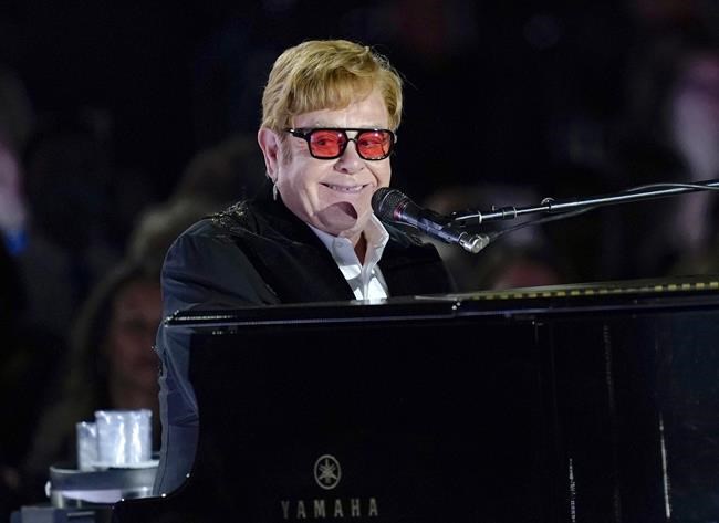 Elton John to play Glastonbury as epic tour draws to close | iNFOnews.ca