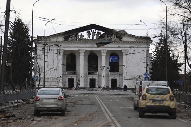 Writers: Russian attacks seek 'erasure' of Ukrainian culture | iNFOnews.ca