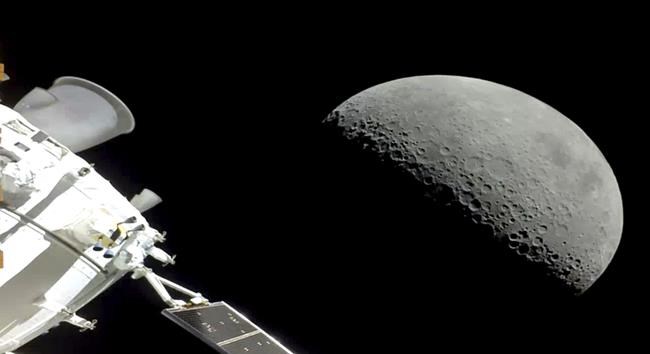 NASA capsule flies over Apollo landing sites, heads home | iNFOnews.ca