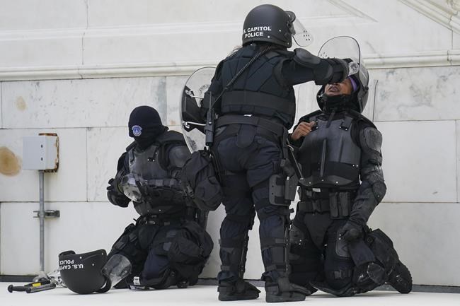 Jan. 6 'heroes' honored for defending Capitol from Trump mob | iNFOnews.ca Jan. 6 'heroes' honored for defending Capitol from Trump mob | iNFOnews.ca