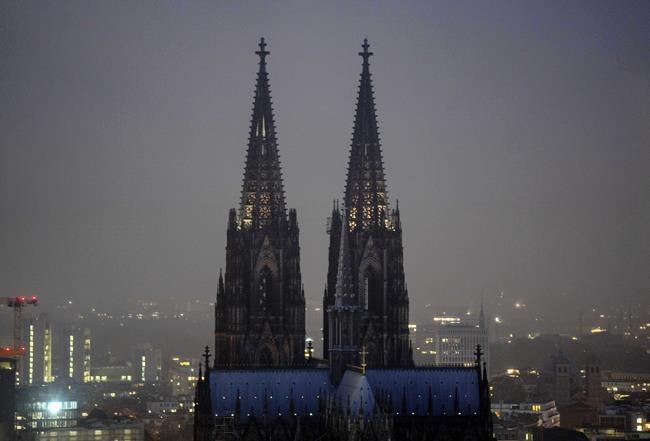 Crisis of confidence over cardinal shakes Cologne Catholics | iNFOnews.ca Crisis of confidence over cardinal shakes Cologne Catholics | iNFOnews.ca