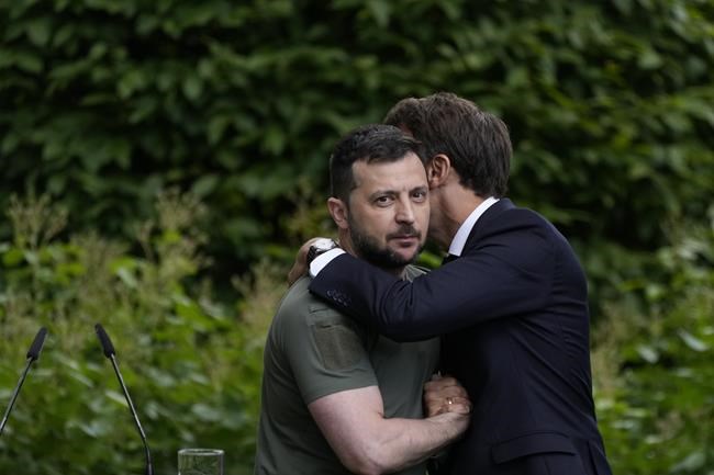 France's Macron engineers new diplomatic push for Ukraine | iNFOnews.ca