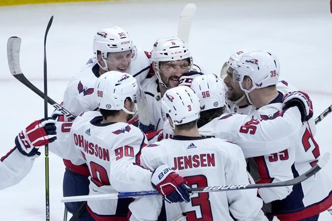 Alex Ovechkin reaches 800 career goals with hat trick | iNFOnews.ca