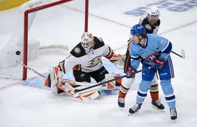 Ducks earn second regulation win of the season with 5-2 victory over Canadiens | iNFOnews.ca