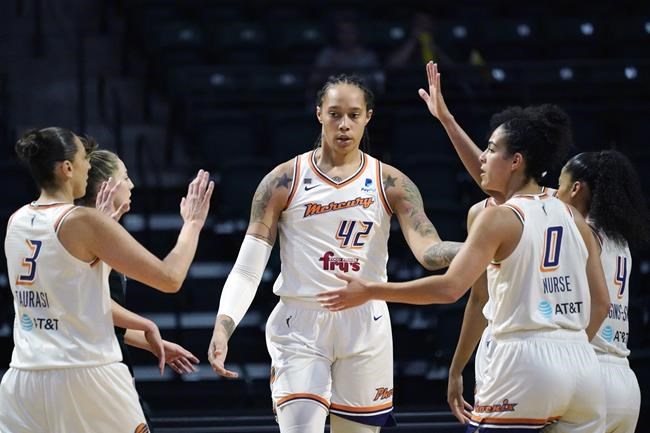 Brittney Griner says she'll play basketball in Arizona again | iNFOnews.ca