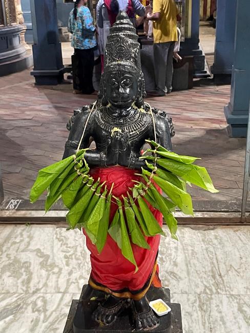 India's visa temples attract devotees aspiring to go abroad | iNFOnews.ca