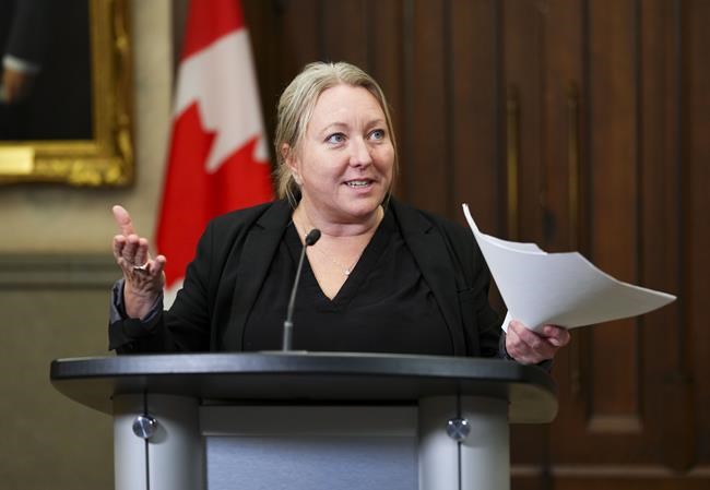 Back-to-office mandate has some public-service parents scrambling to find child care | iNFOnews.ca Back-to-office mandate has some public-service parents scrambling to find child care | iNFOnews.ca