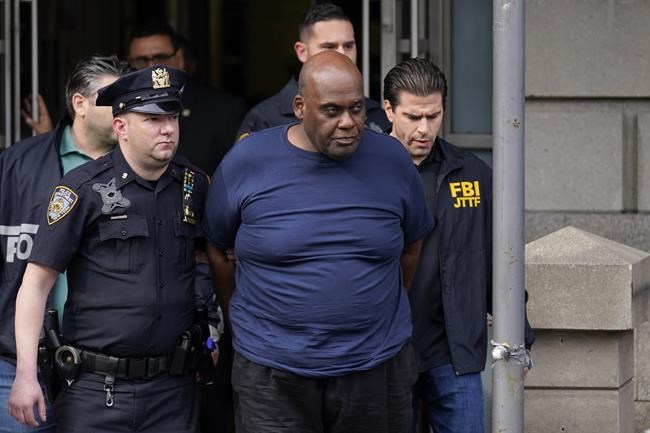 Lawyer: Man charged in NYC subway shooting plans guilty plea | iNFOnews.ca