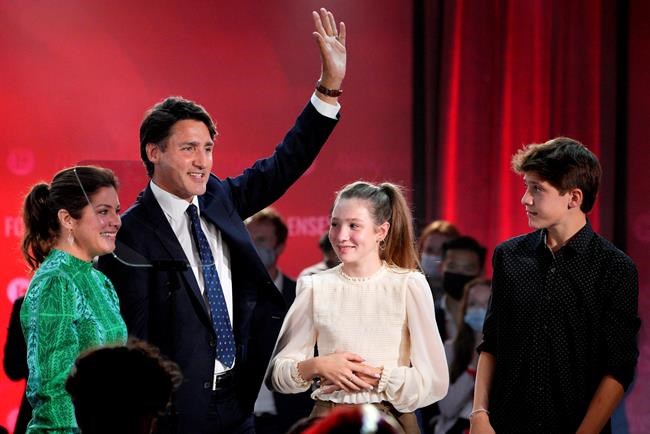 Prime Minister Trudeau, family headed to Jamaica for weeklong holiday vacation | iNFOnews.ca CP1845260174