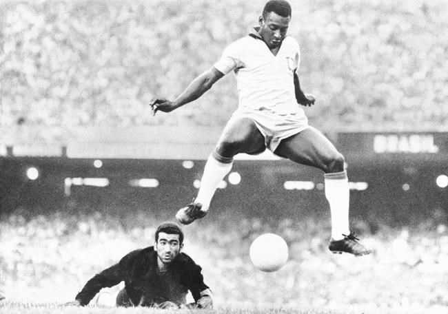 As 'The King,' Pelé enchanted fans and dazzled opponents | iNFOnews.ca