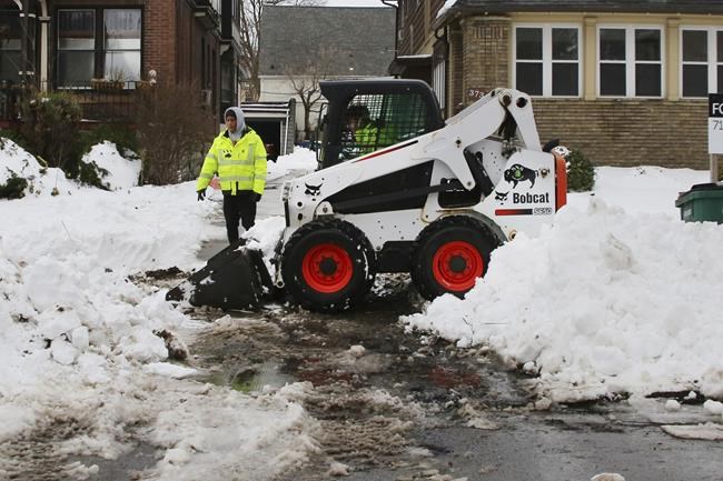 Death toll climbs as blizzard-battered Buffalo area digs out | iNFOnews.ca