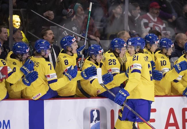 Stjernborg's short-handed goal leads Sweden over Finland in world junior quarterfinal | iNFOnews.ca CP1835628101