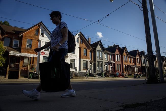 December home sales down 48% from last year as fall from 2021 record continues: TRREB | iNFOnews.ca December home sales down 48% from last year as fall from 2021 record continues: TRREB | iNFOnews.ca
