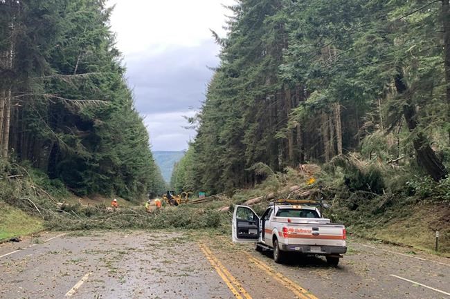 Evacuations ordered as California storm knocks out power | iNFOnews.ca