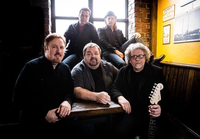 'Heave Away': Canada's goal tune at the world juniors is 'the song that never dies' | iNFOnews.ca 'Heave Away': Canada's goal tune at the world juniors is 'the song that never dies' | iNFOnews.ca