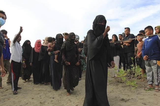 Over 150 Rohingya refugees reach ashore in Indonesia | iNFOnews.ca Over 150 Rohingya refugees reach ashore in Indonesia | iNFOnews.ca