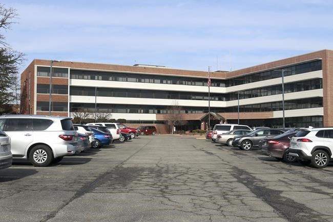 Police: Man assaulted Iowa hospital patients before he died | iNFOnews.ca Police: Man assaulted Iowa hospital patients before he died | iNFOnews.ca