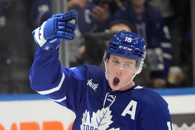 Mitch Marner scores late, Matt Murray shines as Leafs down Predators 2-1 | iNFOnews.ca Mitch Marner scores late, Matt Murray shines as Leafs down Predators 2-1 | iNFOnews.ca