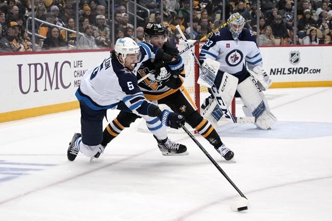 Scheifele scores twice as Jets soar past Pens 4-1 | iNFOnews.ca