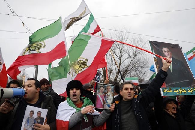 France: March, Eiffel Tower display back Iran's activists | iNFOnews.ca