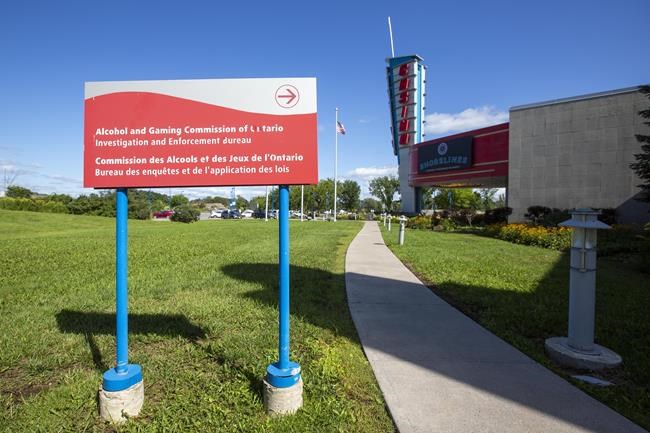 Alcohol and Gaming Commission of Ontario reinstates betting on UFC events in province | iNFOnews.ca