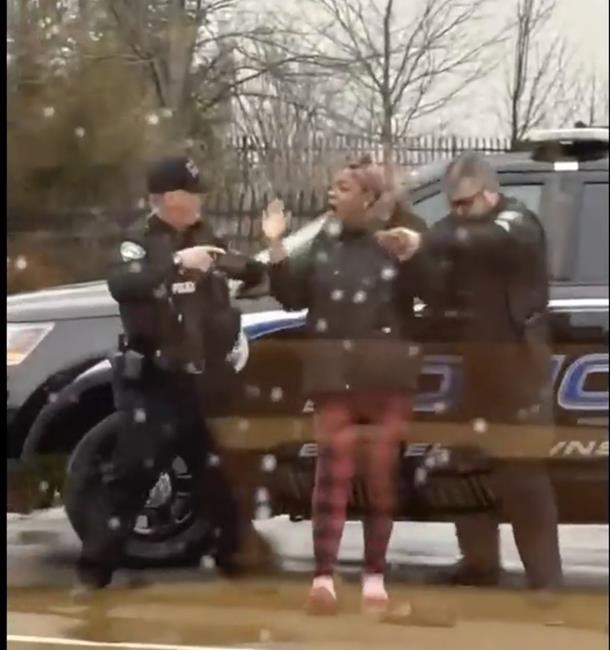 Officer who hit woman in McDonald's dispute placed on leave | iNFOnews.ca