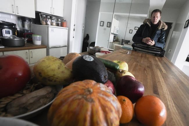 A fridge too far? Living sustainably in NYC by unplugging | iNFOnews.ca